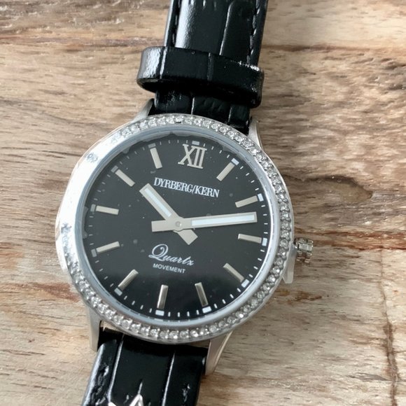 Dyrberg/Kern Emotion watch with removable charms and black sunray face - Picture 4 of 11